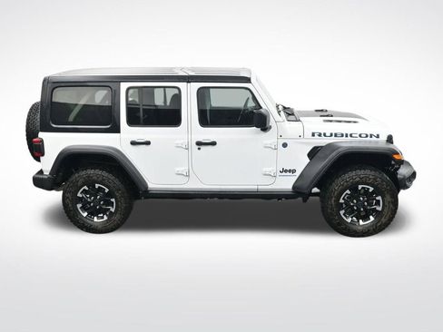 Used 2024 Jeep Wrangler Unlimited Rubicon 4xe AWD/4WD image 24