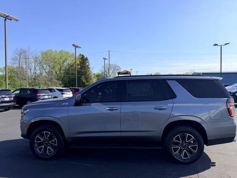 Used 2022 Chevrolet Tahoe Z71 w/ Z71 Off-Road Package AWD/4WD image 2