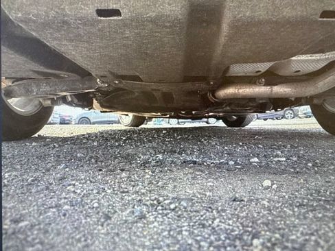 Used 2018 Chrysler Pacifica Touring-L FWD image 12