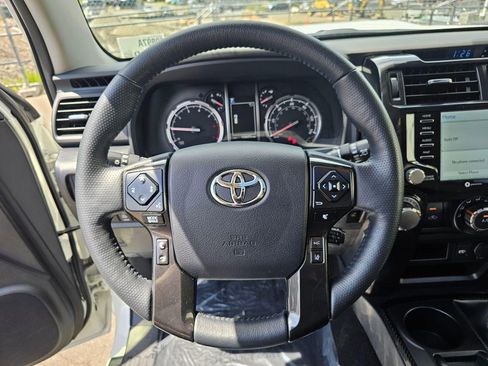 Certified 2023 Toyota 4Runner TRD Off-Road Premium w/ Moonroof Package AWD/4WD image 24
