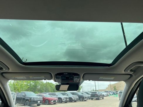 Used 2023 Hyundai Tucson Limited image 22