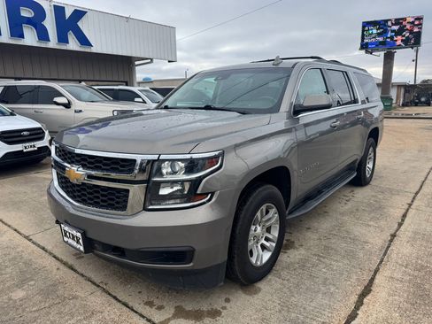 Used 2019 Chevrolet Suburban LT w/ Max Trailering Package image 1