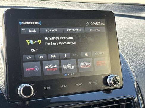 Used 2024 Mitsubishi Eclipse Cross LE image 29