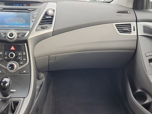 Used 2014 Hyundai Elantra w/ Option Group 2 image 11