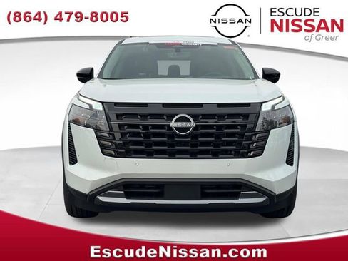 New 2026 Nissan Pathfinder Platinum FWD image 8