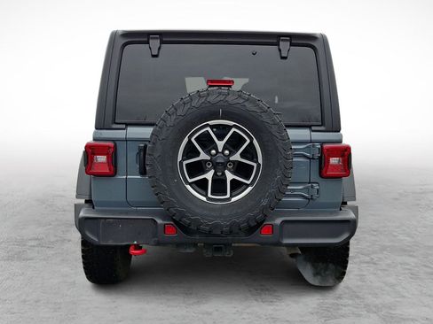 Certified 2025 Jeep Wrangler Unlimited Rubicon image 4