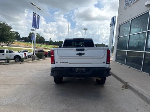 Used 2025 Chevrolet Silverado 2500 LT w/ Trail Boss Package AWD/4WD image 6