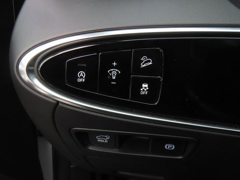 Used 2025 Genesis GV70 2.5T image 20