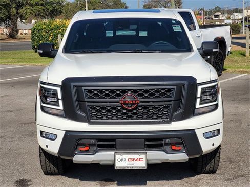 Used 2024 Nissan Titan PRO-4X w/ Pro-4x Convenience Package image 2