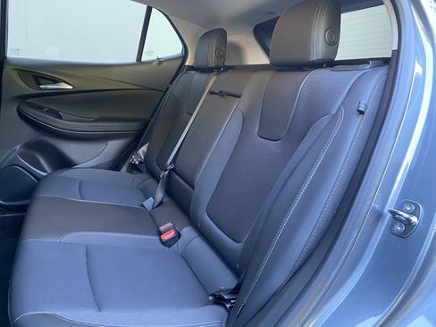 Used 2022 Buick Encore GX Select FWD image 35