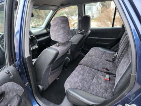 Used 2002 Honda CR-V LX image 16