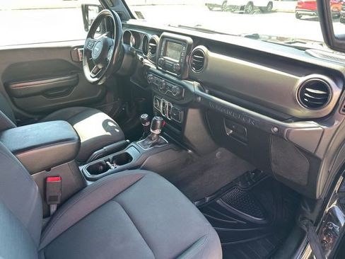 Used 2019 Jeep Wrangler Unlimited Sport S image 22