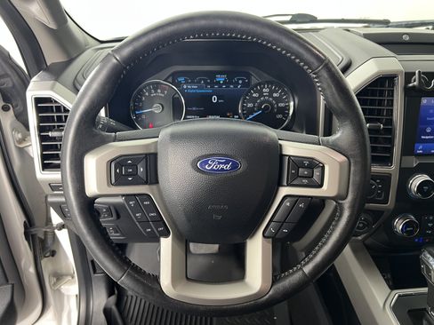 Used 2019 Ford F150 Lariat w/ Equipment Group 502A Luxury AWD/4WD image 26