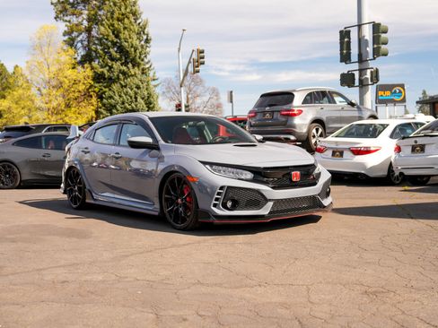 Used 2019 Honda Civic Type R image 13
