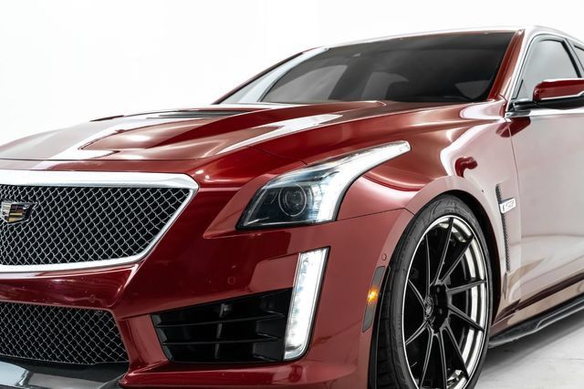 Used 2016 Cadillac CTS V w/ Luxury Package RWD image 14
