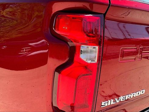 Used 2024 Chevrolet Silverado 2500 LTZ w/ LTZ Premium Package AWD/4WD image 23