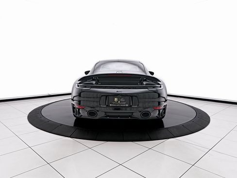 Used 2024 Porsche 911 Carrera S image 16