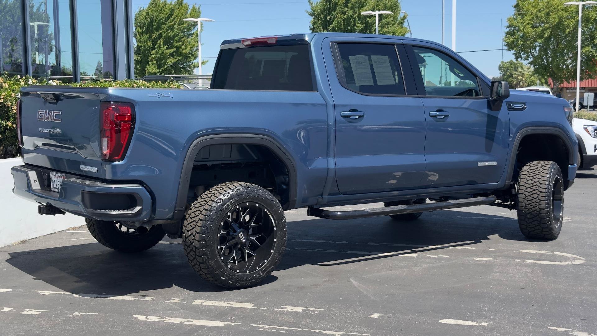 Used 2026 GMC Sierra 1500 Elevation AWD/4WD image 4