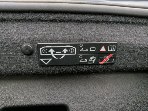 Used 2011 BMW 128i Convertible image 35