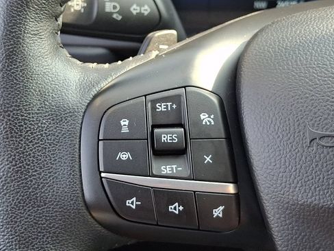 Certified 2020 Ford Escape Titanium AWD/4WD image 22