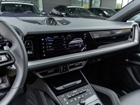 New 2026 Porsche Cayenne Coupe image 31