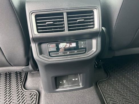 New 2026 Volkswagen Atlas SE AWD/4WD image 10