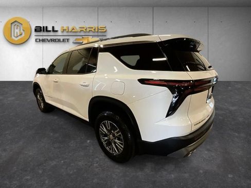 New 2026 Chevrolet Traverse LT w/ LPO, Floor Liner Package AWD/4WD image 14