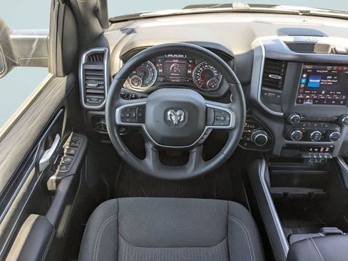 Used 2022 RAM 1500 Big Horn AWD/4WD image 15