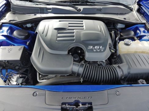 Used 2018 Dodge Charger SXT Plus w/ Quick Order Package 29J image 12