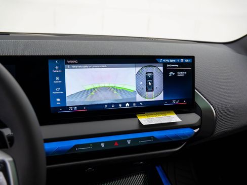 New 2025 BMW X3 xDrive30i w/ Premium Package image 24