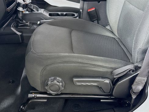 Used 2022 Jeep Wrangler Unlimited Sport w/ Sun And Sound Package image 23