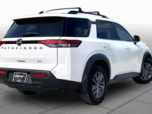 Certified 2022 Nissan Pathfinder SV FWD image 13