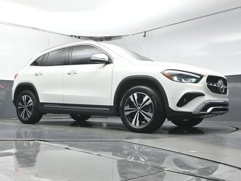 Used 2025 Mercedes-Benz GLA 250 GLA 250 image 39