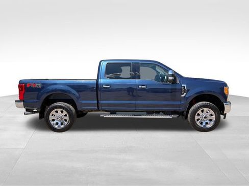 Used 2017 Ford F350 Lariat AWD/4WD image 2