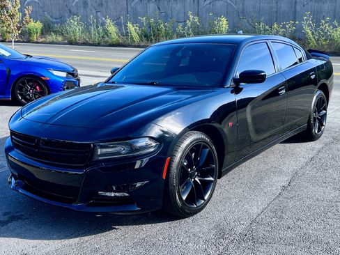 Used 2020 Dodge Charger GT RWD image 10