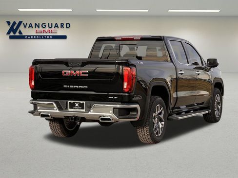 New 2026 GMC Sierra 1500 SLT image 3