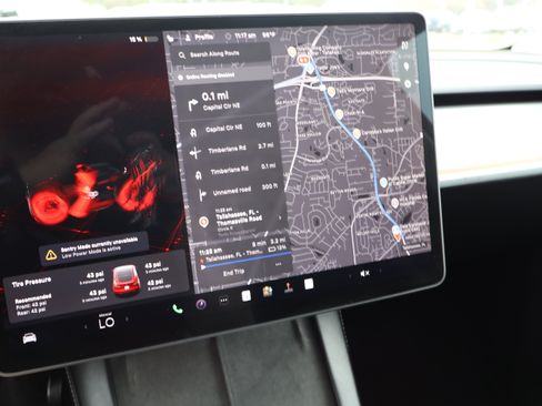 Used 2024 Tesla Model Y Long Range image 30