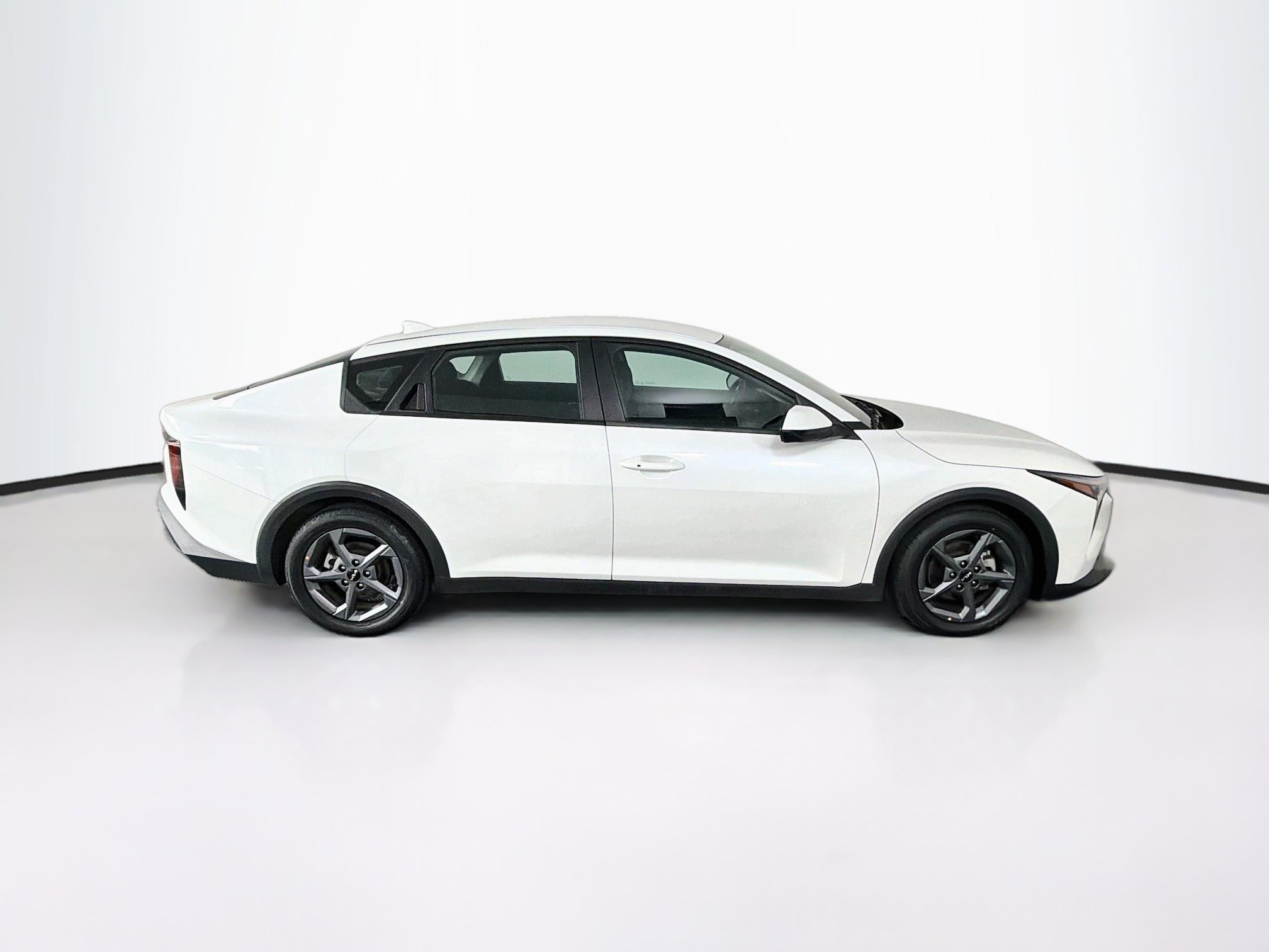 Used 2025 Kia K4 FWD image 10