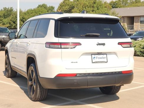 Used 2023 Jeep Grand Cherokee L Laredo AWD/4WD image 7