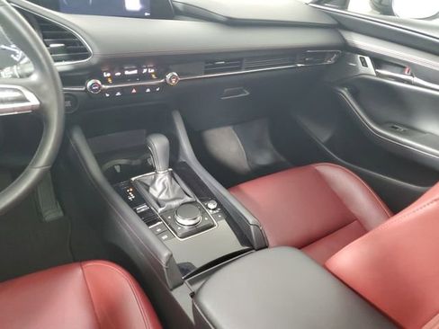 Used 2023 MAZDA MAZDA3 s FWD image 16