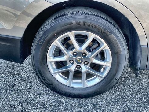 Used 2024 Chevrolet Equinox LT image 31