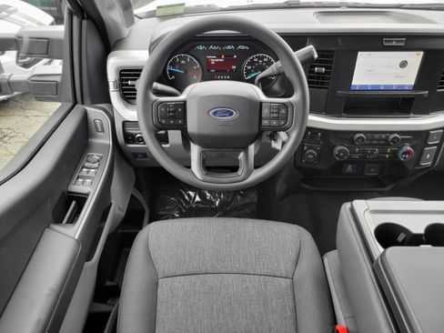 New 2026 Ford F250 4x4 SuperCab Super Duty image 11