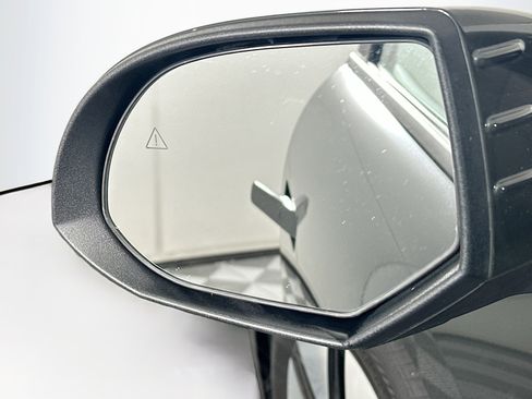 Used 2023 Hyundai Ioniq 6 SE image 16