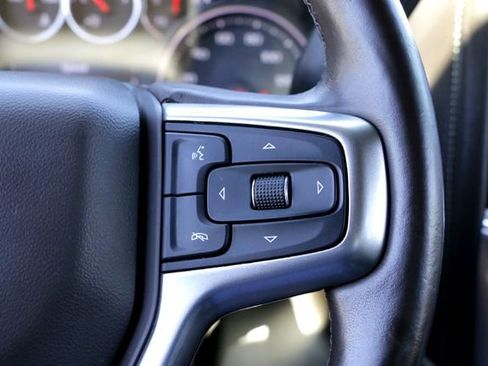 Used 2019 Chevrolet Silverado 1500 LT w/ Convenience Package AWD/4WD image 25