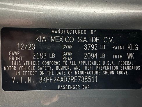 Used 2024 Kia Forte LXS image 11