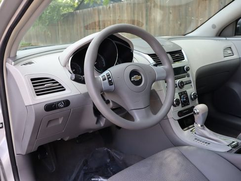 Used 2008 Chevrolet Malibu LS FWD image 15