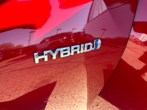 Used 2019 Toyota Prius image 21