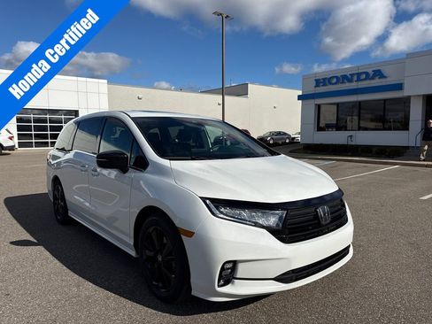 Certified 2023 Honda Odyssey Sport image 2