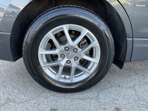 Used 2023 Chevrolet Equinox LT w/ Driver Convenience Package AWD/4WD image 10