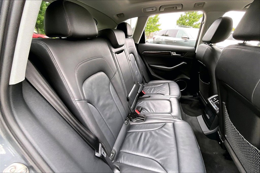 Used 2016 Audi Q5 2.0T Premium Plus w/ Technology Package AWD/4WD image 29